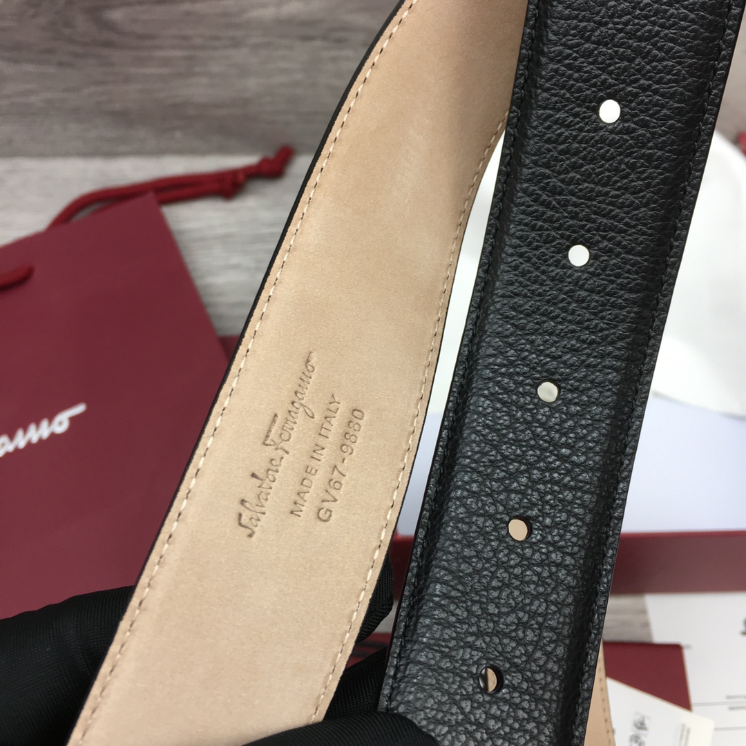 Salvatore Ferragamo NFC-Enabled Belt