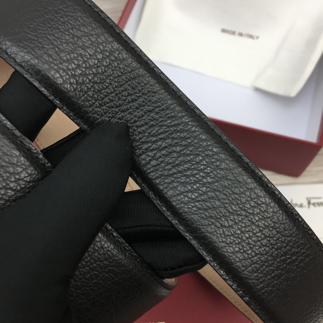 Salvatore Ferragamo NFC-Enabled Belt