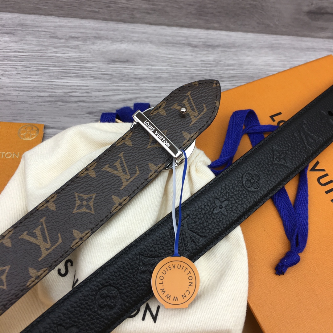 Louis Vuitton LV Women's New Style Belt