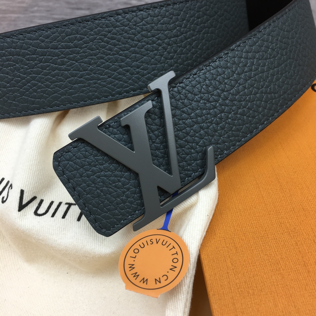 Louis Vuitton LV Men's 40mm Reversible Belt