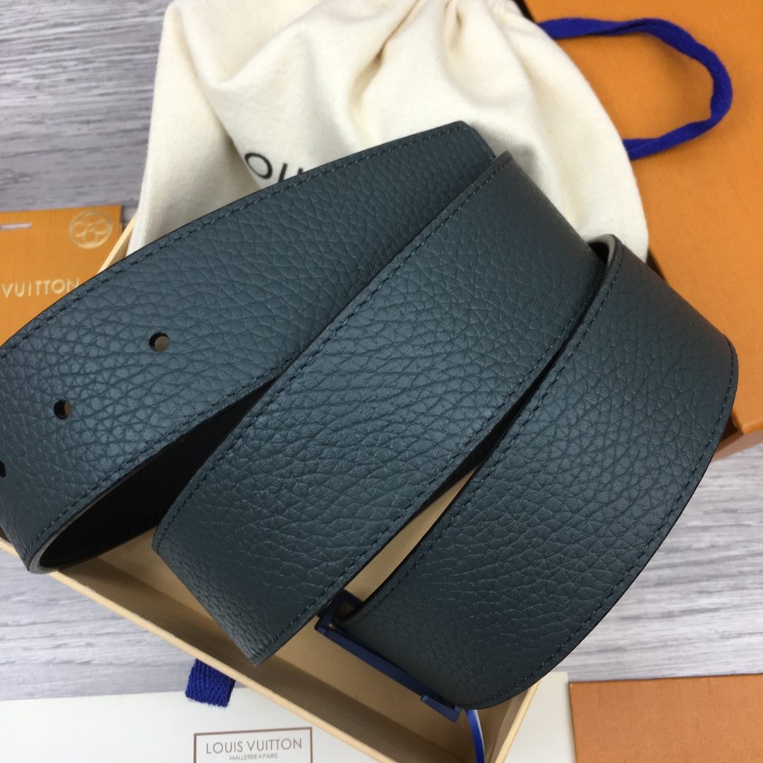 Louis Vuitton LV Men's 40mm Reversible Belt