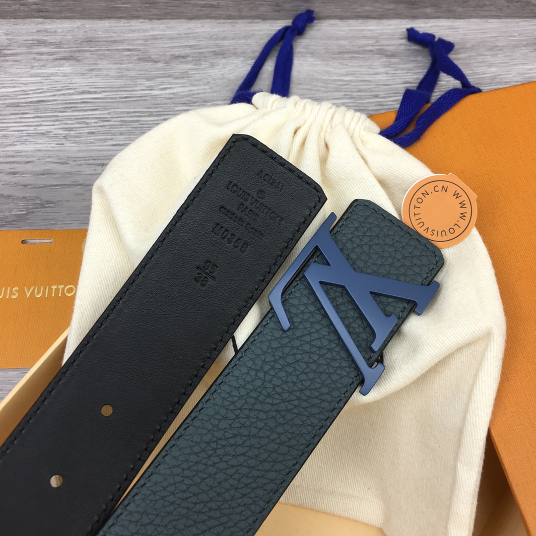 Louis Vuitton LV Men's 40mm Reversible Belt