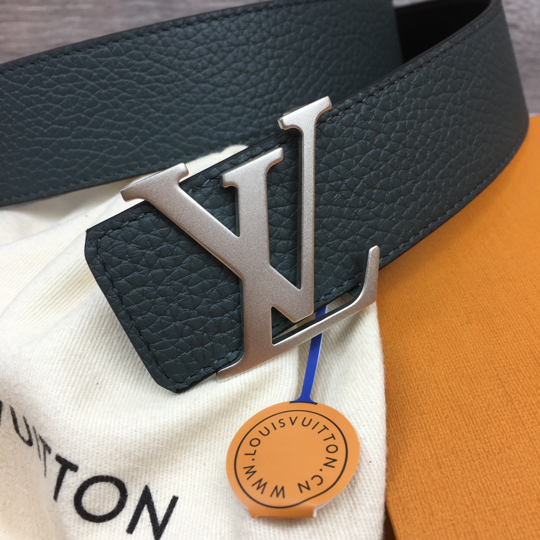 Louis Vuitton LV Men's 40mm Reversible Belt