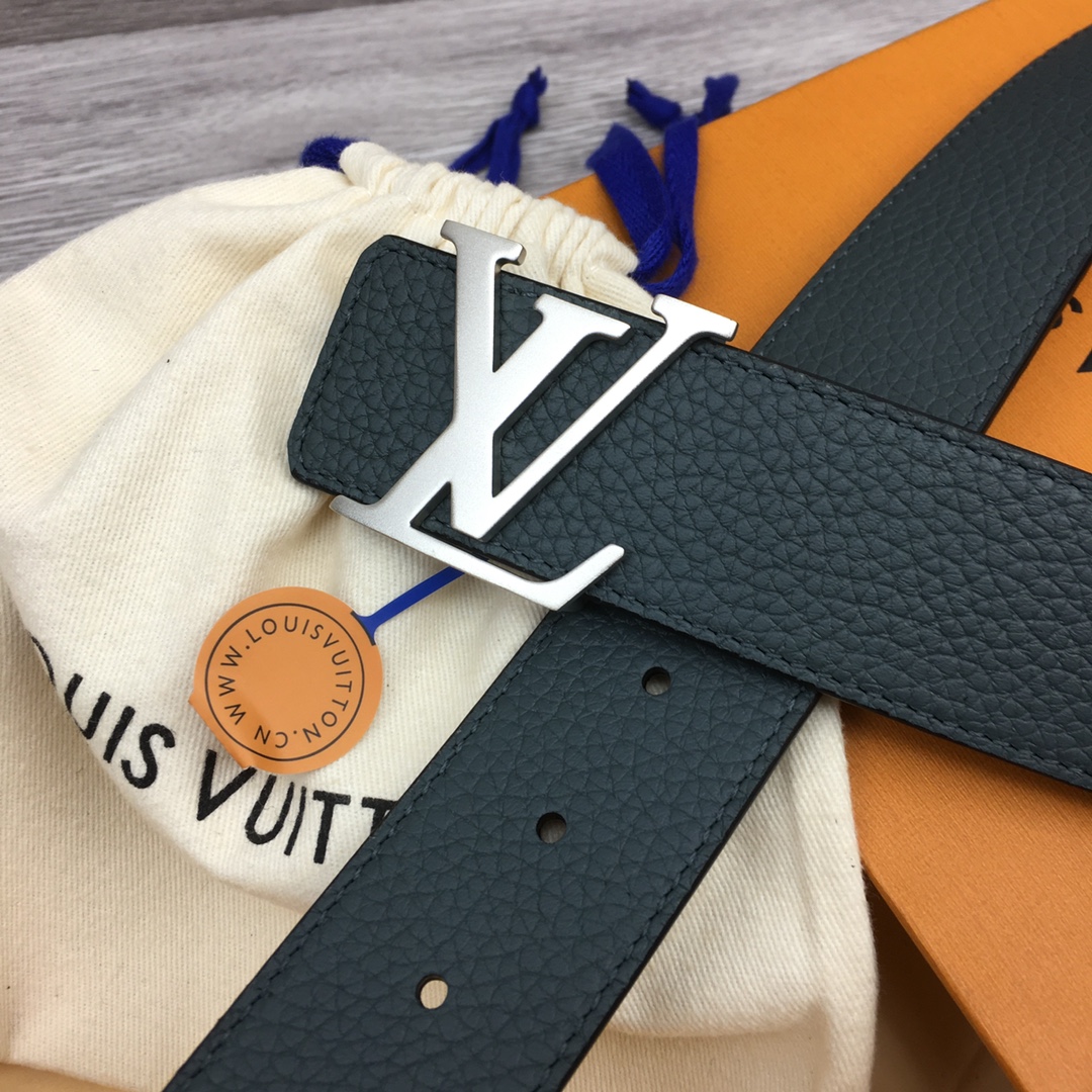 Louis Vuitton LV Men's 40mm Reversible Belt