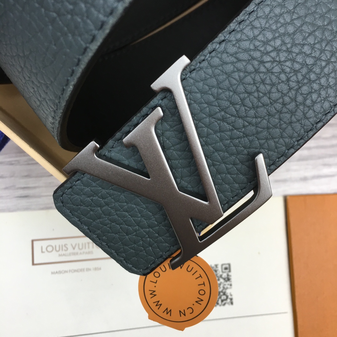 Louis Vuitton LV Men's 40mm Reversible Belt