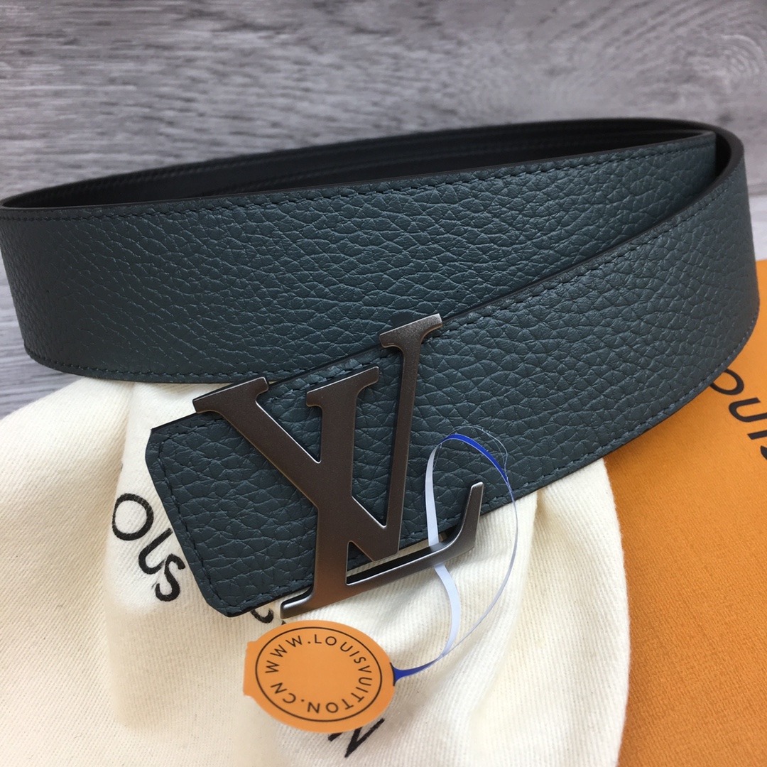 Louis Vuitton LV Men's 40mm Reversible Belt