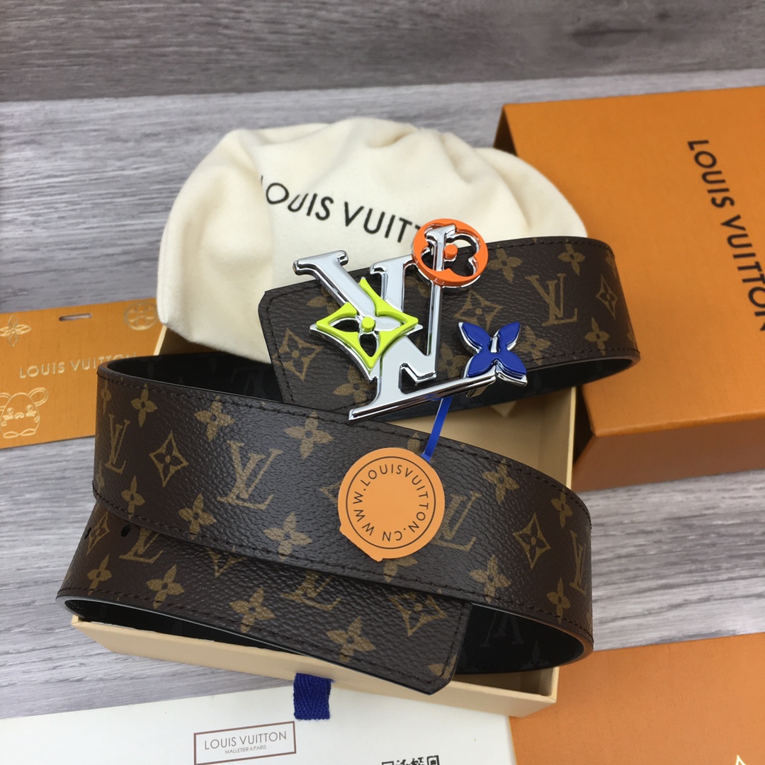 Louis Vuitton LV Reversible 4cm Belt