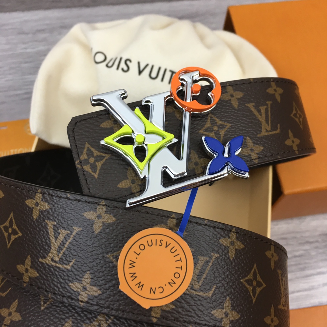 Louis Vuitton LV Reversible 4cm Belt