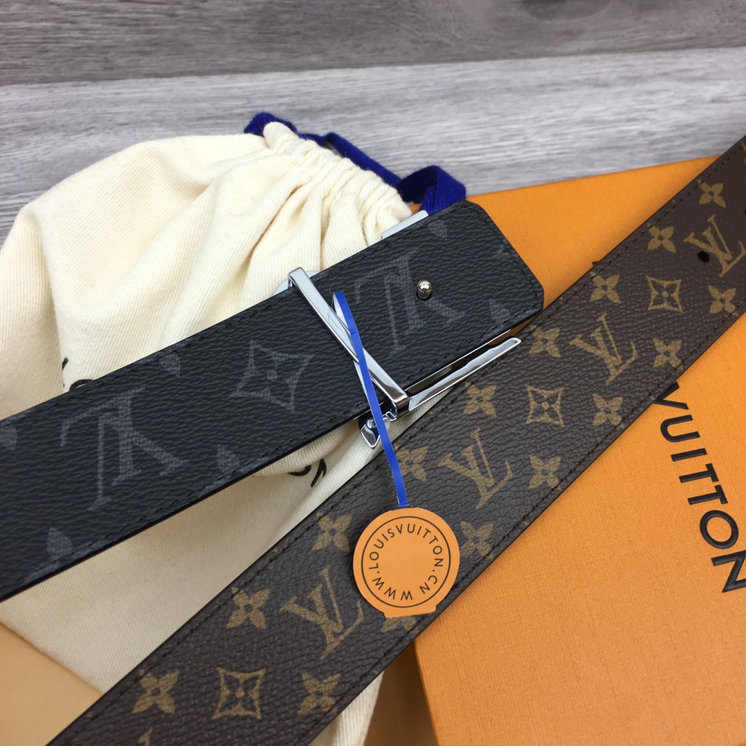 Louis Vuitton LV Reversible 4cm Belt