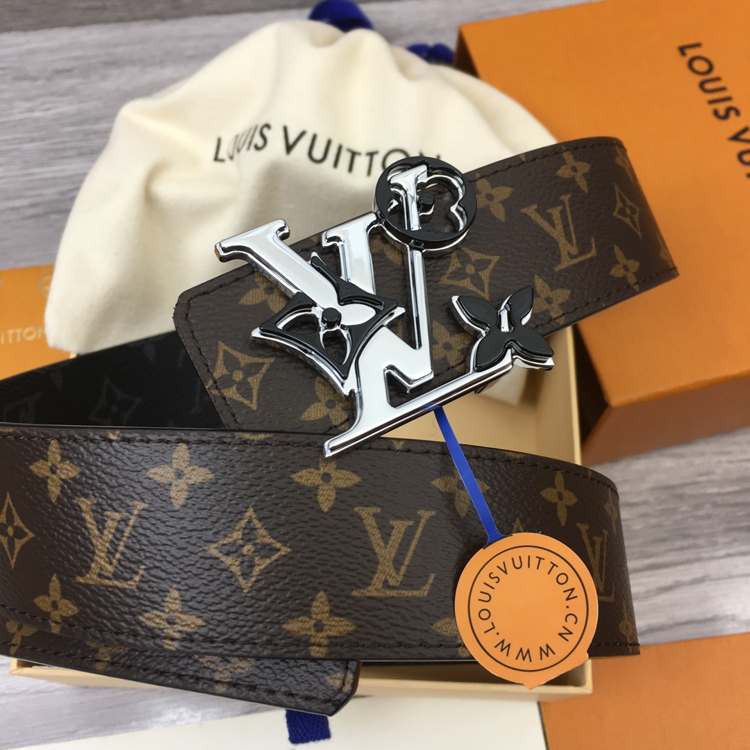 Louis Vuitton LV Reversible 4cm Belt