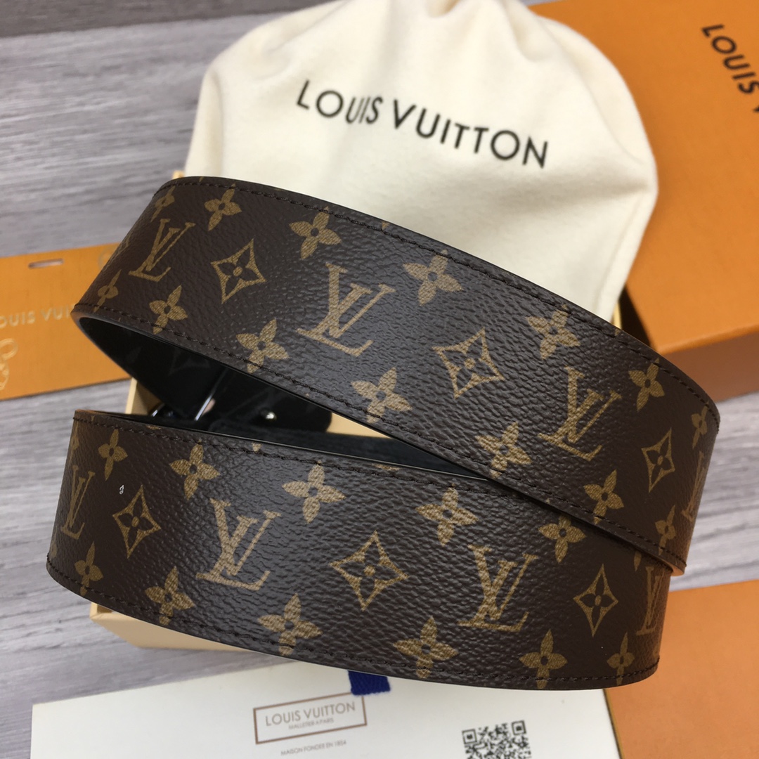 Louis Vuitton LV Reversible 4cm Belt