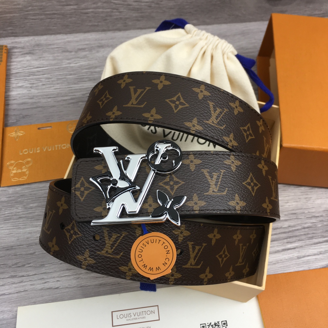 Louis Vuitton LV Reversible 4cm Belt