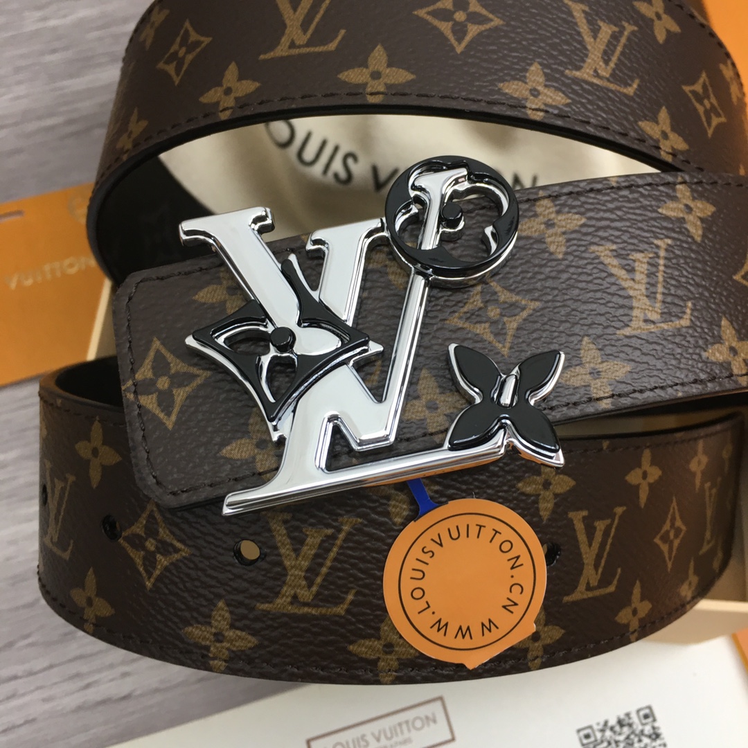 Louis Vuitton LV Reversible 4cm Belt