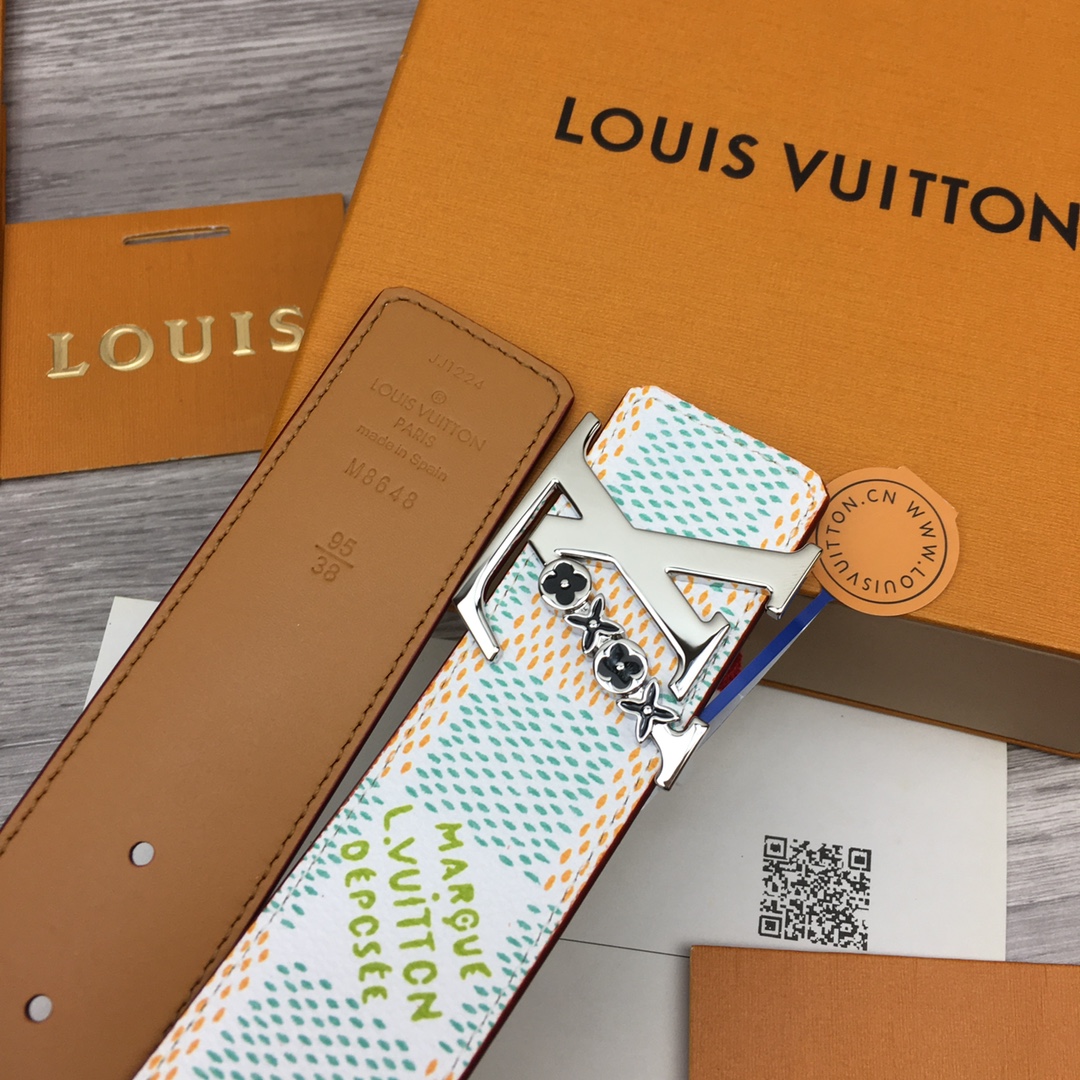 Louis Vuitton Men's Custom Canvas Belt