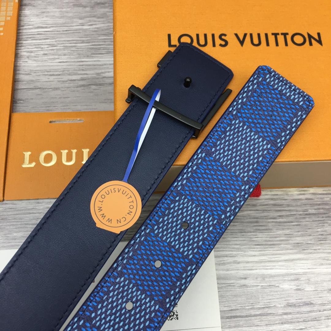 Louis Vuitton Men's Custom Canvas Belt