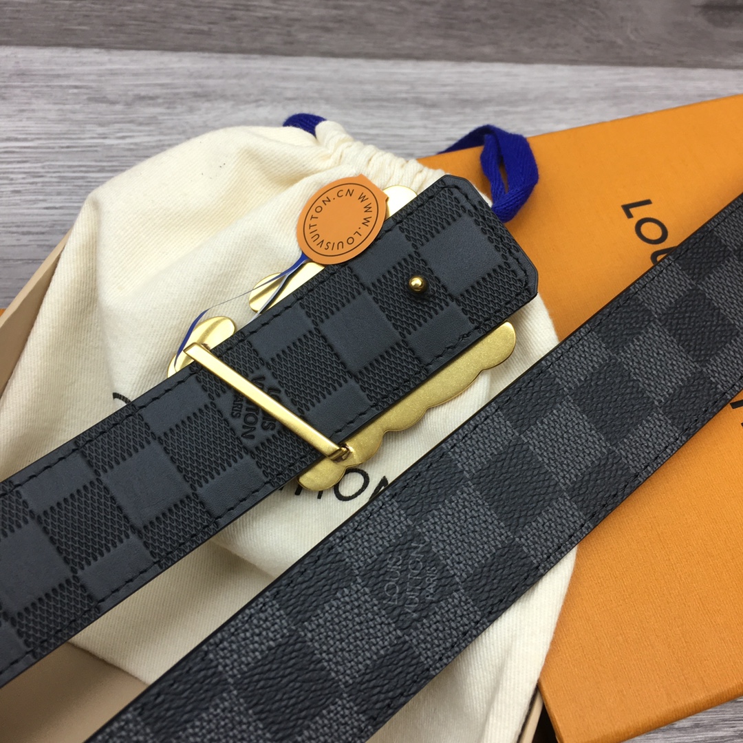 Louis Vuitton Men's Casual Reversible Canvas Belt