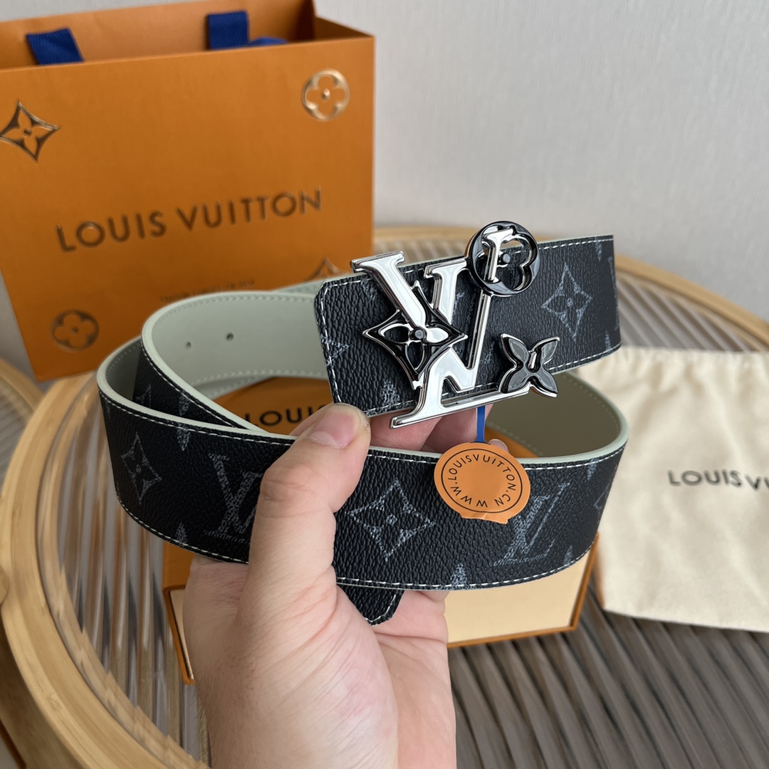 Louis Vuitton LV Custom 4cm Reversible Canvas Belt