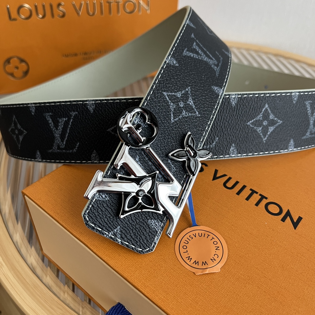 Louis Vuitton LV Custom 4cm Reversible Canvas Belt