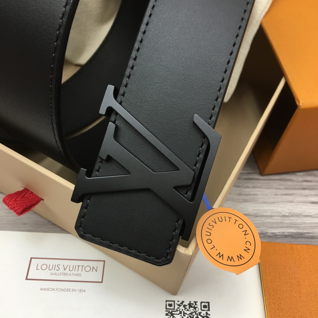  Louis Vuitton LV Men's Original Leather Belt