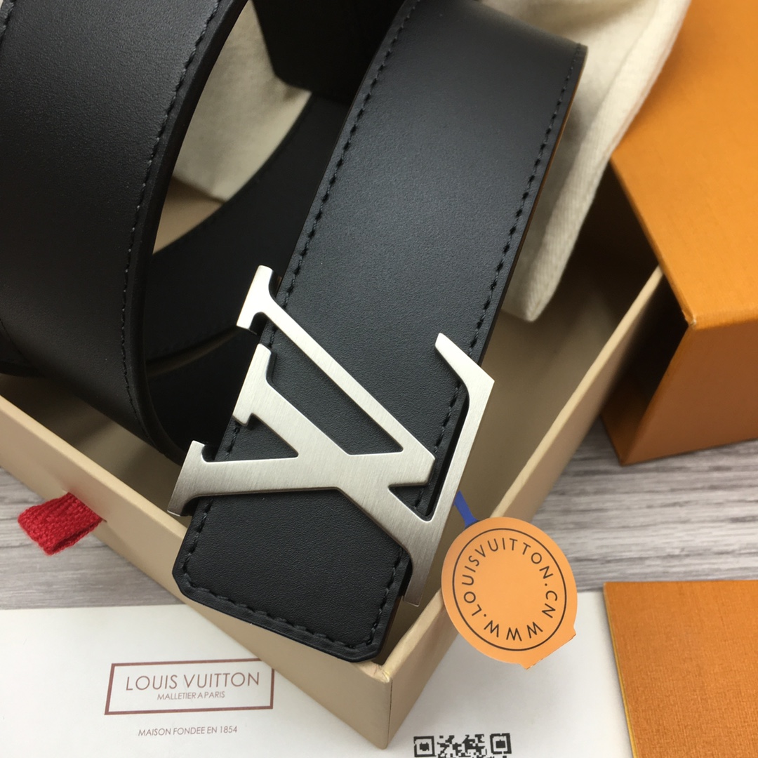  Louis Vuitton LV Men's Original Leather Belt