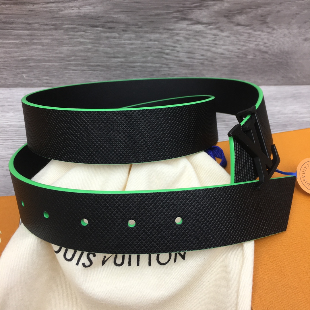 Louis Vuitton LV Men's Casual Belt