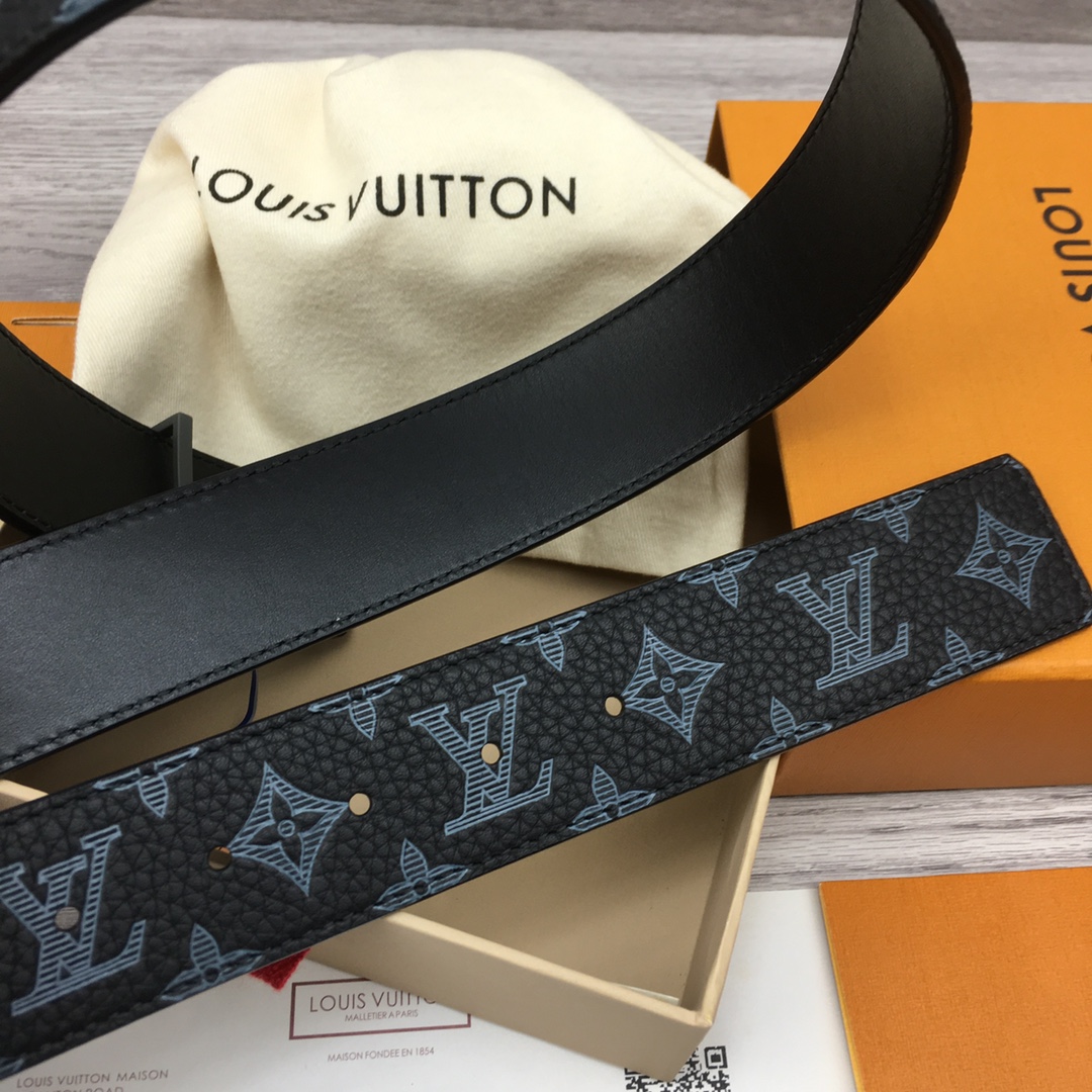 Louis Vuitton LV Men's Reversible Belt with Logo Pattern