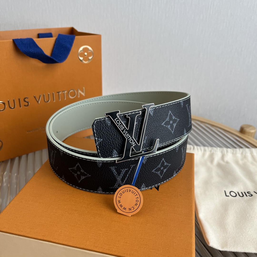 Louis Vuitton LV Custom 4cm Reversible Canvas Belt