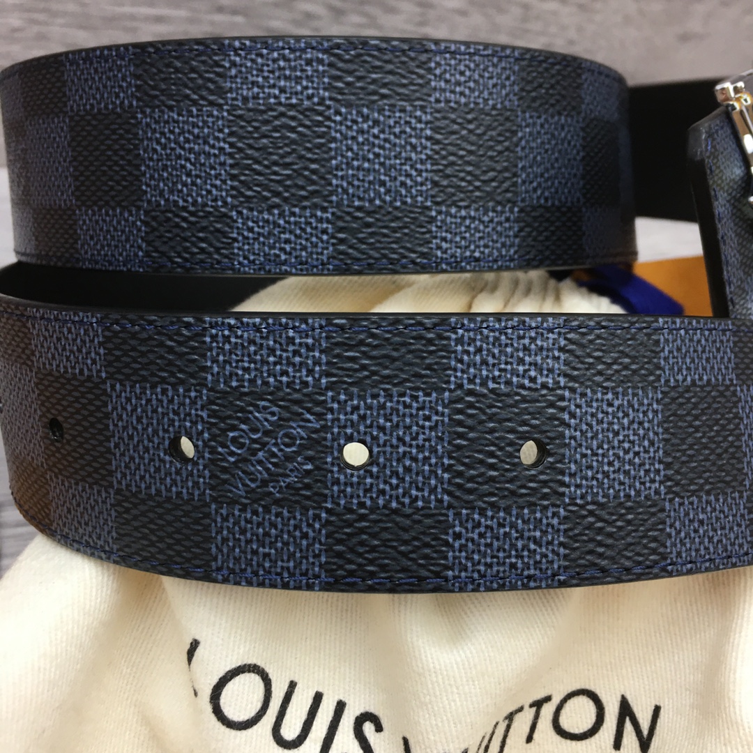  Louis Vuitton LV Men's Classic Belt 40mm