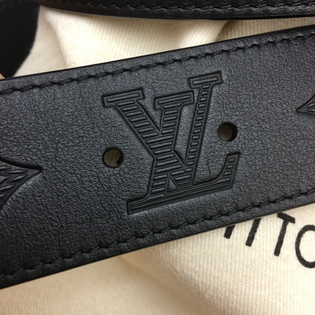 Louis Vuitton LV Men's New Season Belt