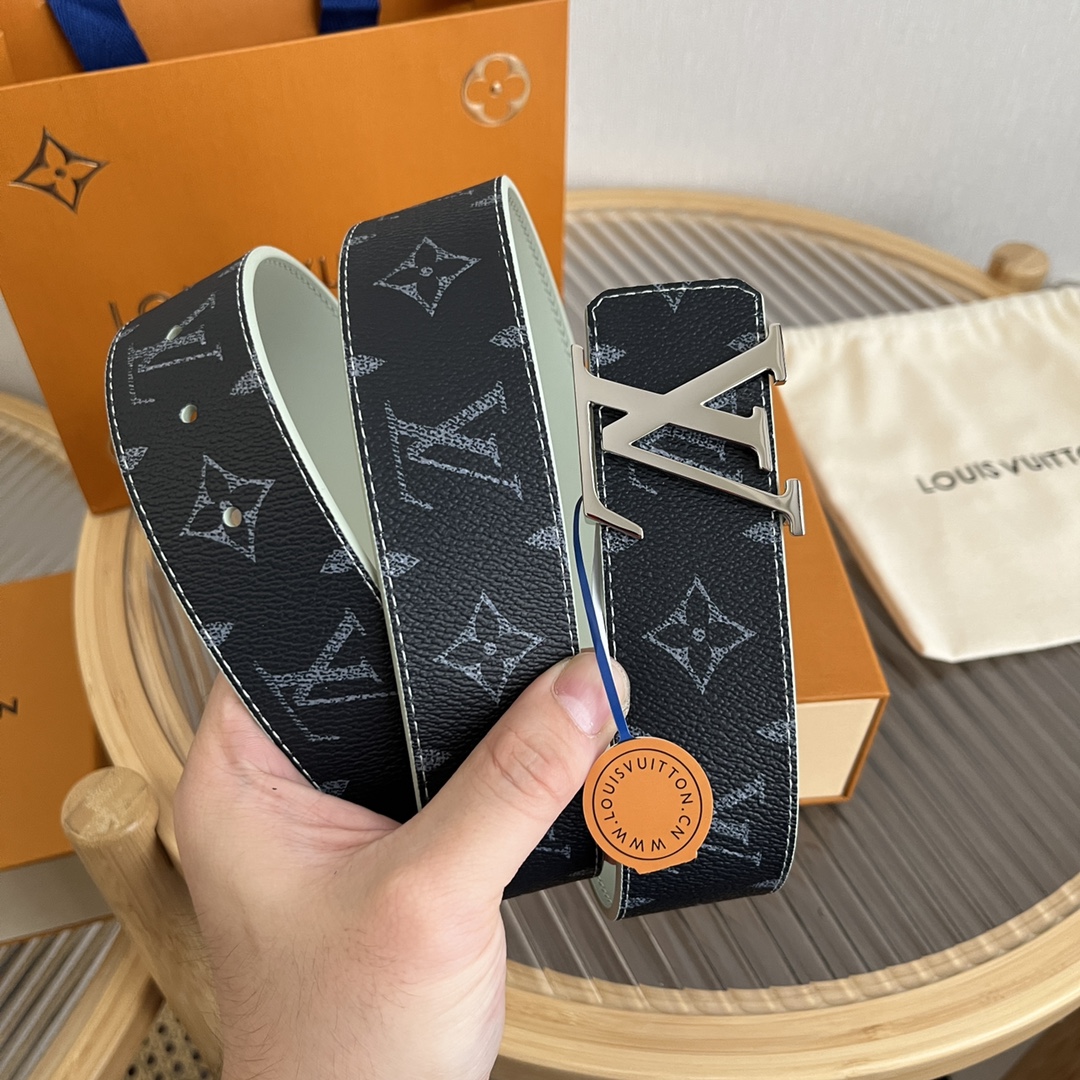 Louis Vuitton LV Custom 4cm Reversible Canvas Belt