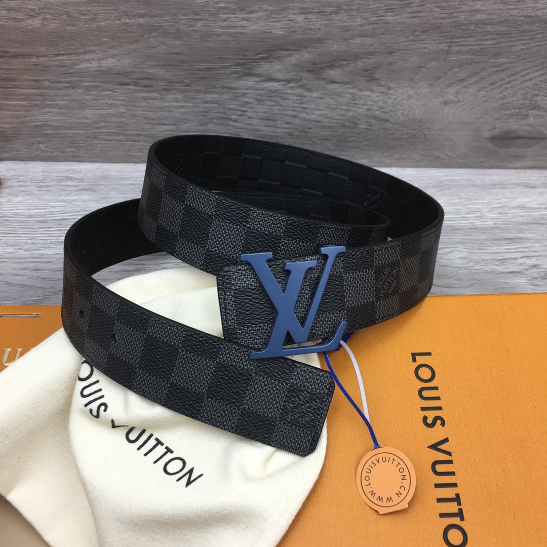 Louis Vuitton Men's Casual Reversible Belt