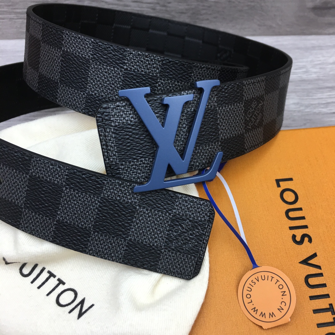 Louis Vuitton Men's Casual Reversible Belt