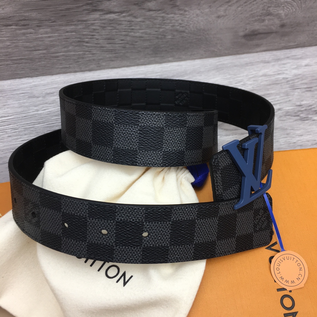 Louis Vuitton Men's Casual Reversible Belt