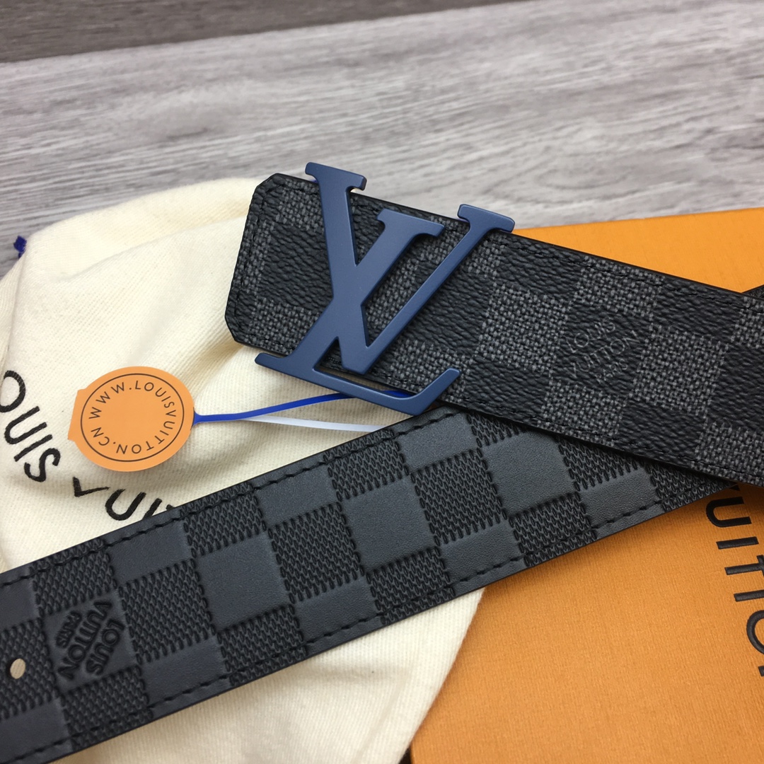 Louis Vuitton Men's Casual Reversible Belt