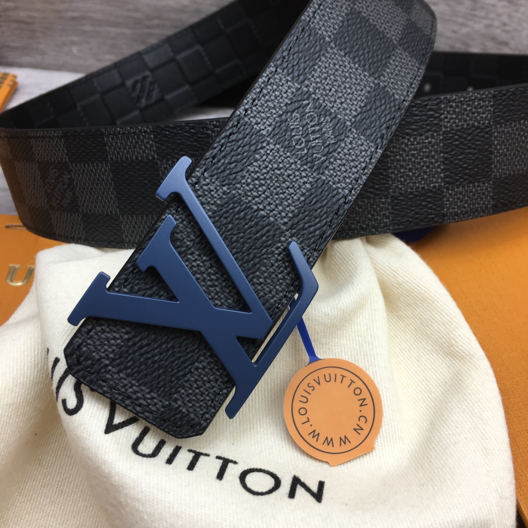 Louis Vuitton Men's Casual Reversible Belt