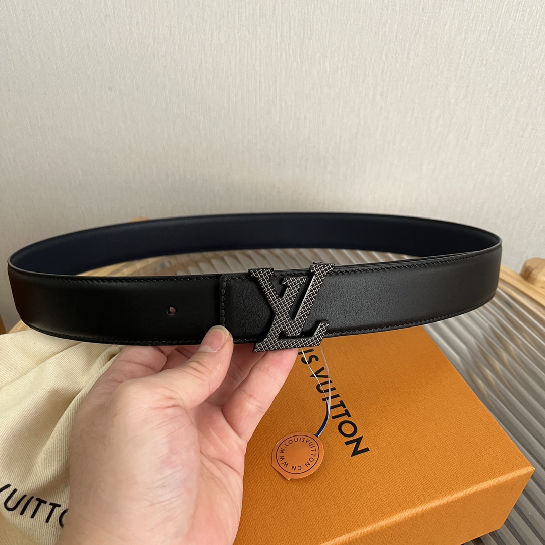 Louis Vuitton Men's Soft Calfskin Reversible Belt