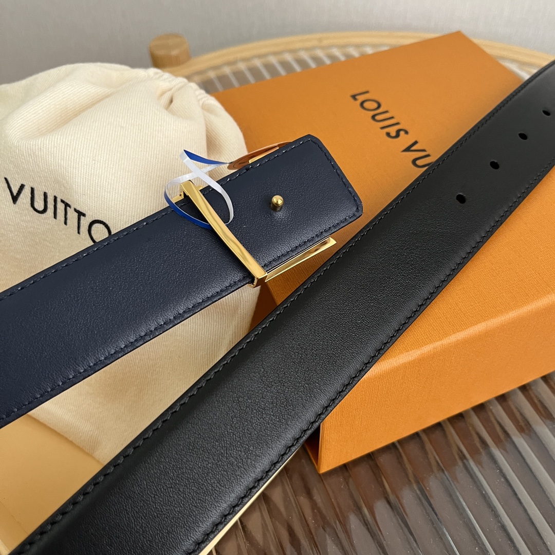 Louis Vuitton Men's Soft Calfskin Reversible Belt