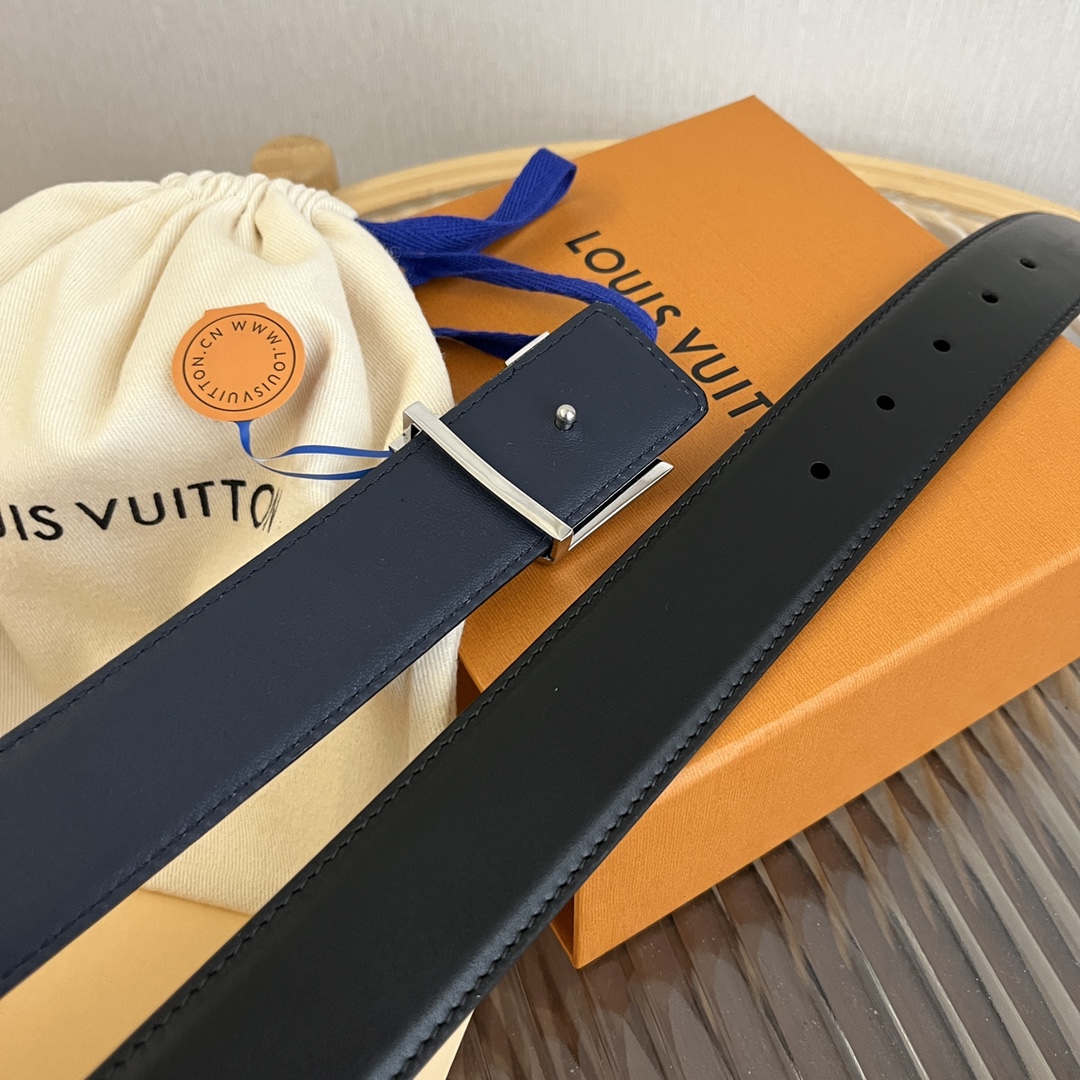 Louis Vuitton Men's Soft Calfskin Reversible Belt