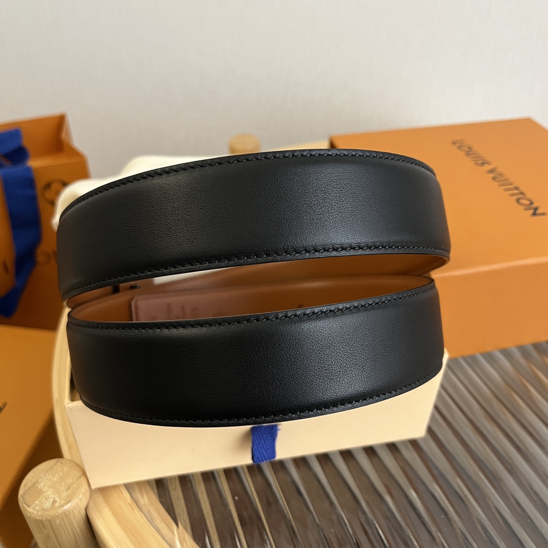 Louis Vuitton Men's Soft Calfskin Reversible Belt