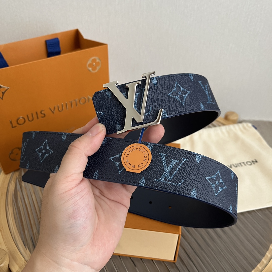 Louis Vuitton LV Custom 4cm Reversible Canvas Belt