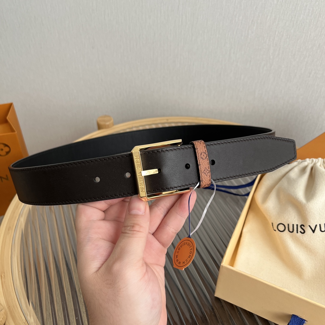 Louis Vuitton Men's Reversible Calfskin Belt