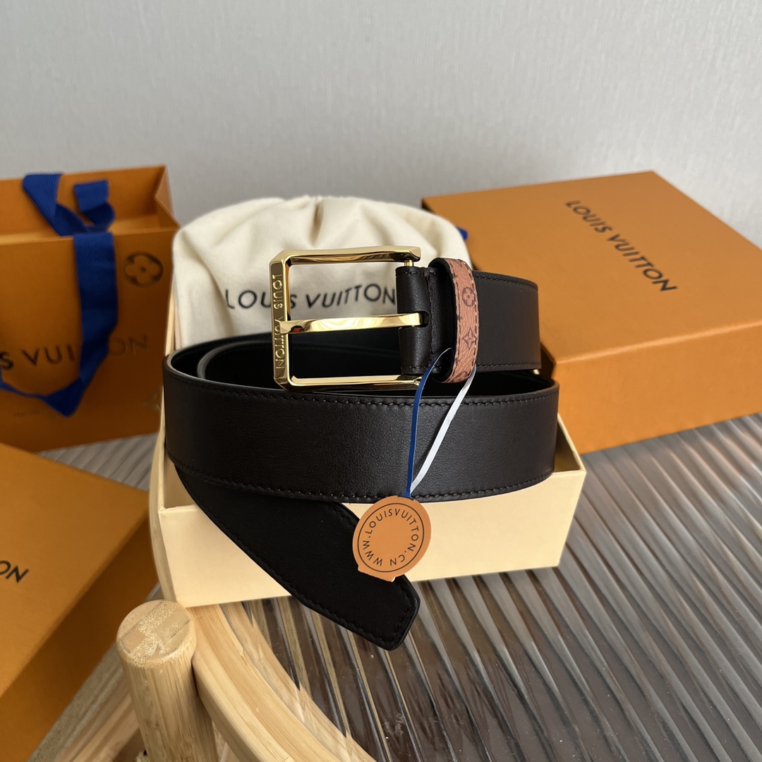 Louis Vuitton Men's Reversible Calfskin Belt