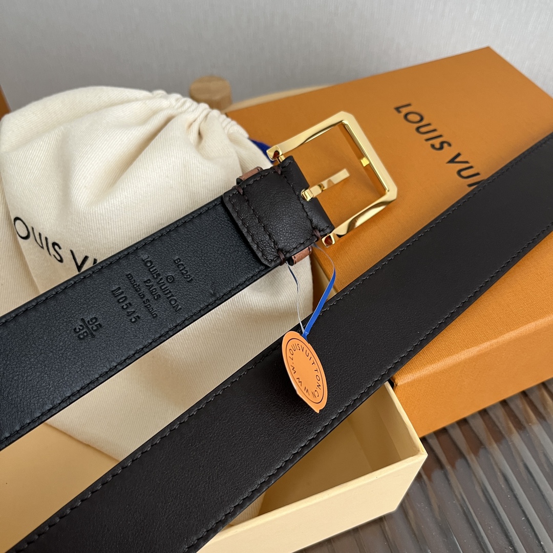 Louis Vuitton Men's Reversible Calfskin Belt