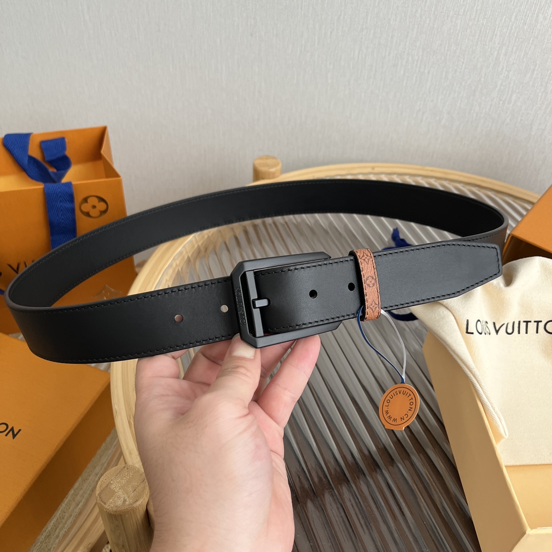 Louis Vuitton Men's Reversible Calfskin Belt