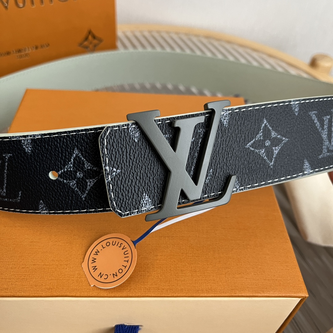 Louis Vuitton LV Custom 4cm Reversible Canvas Belt