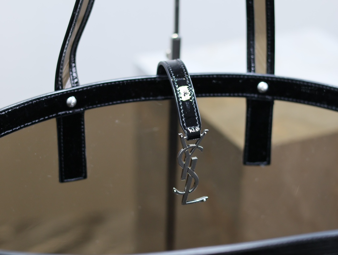 Saint Laurent PANIER Bucket Bag in Black