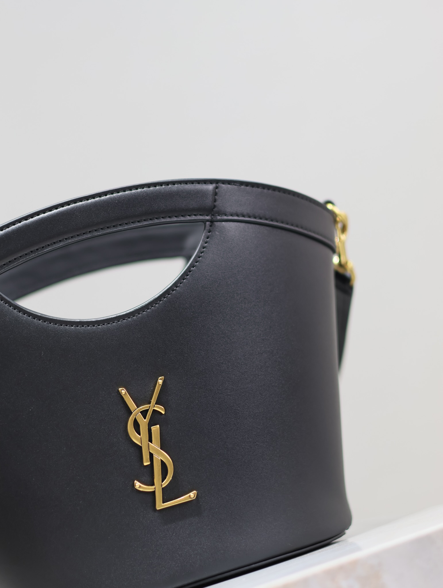 Saint Laurent New Tote Fan-Shaped Basket Bag