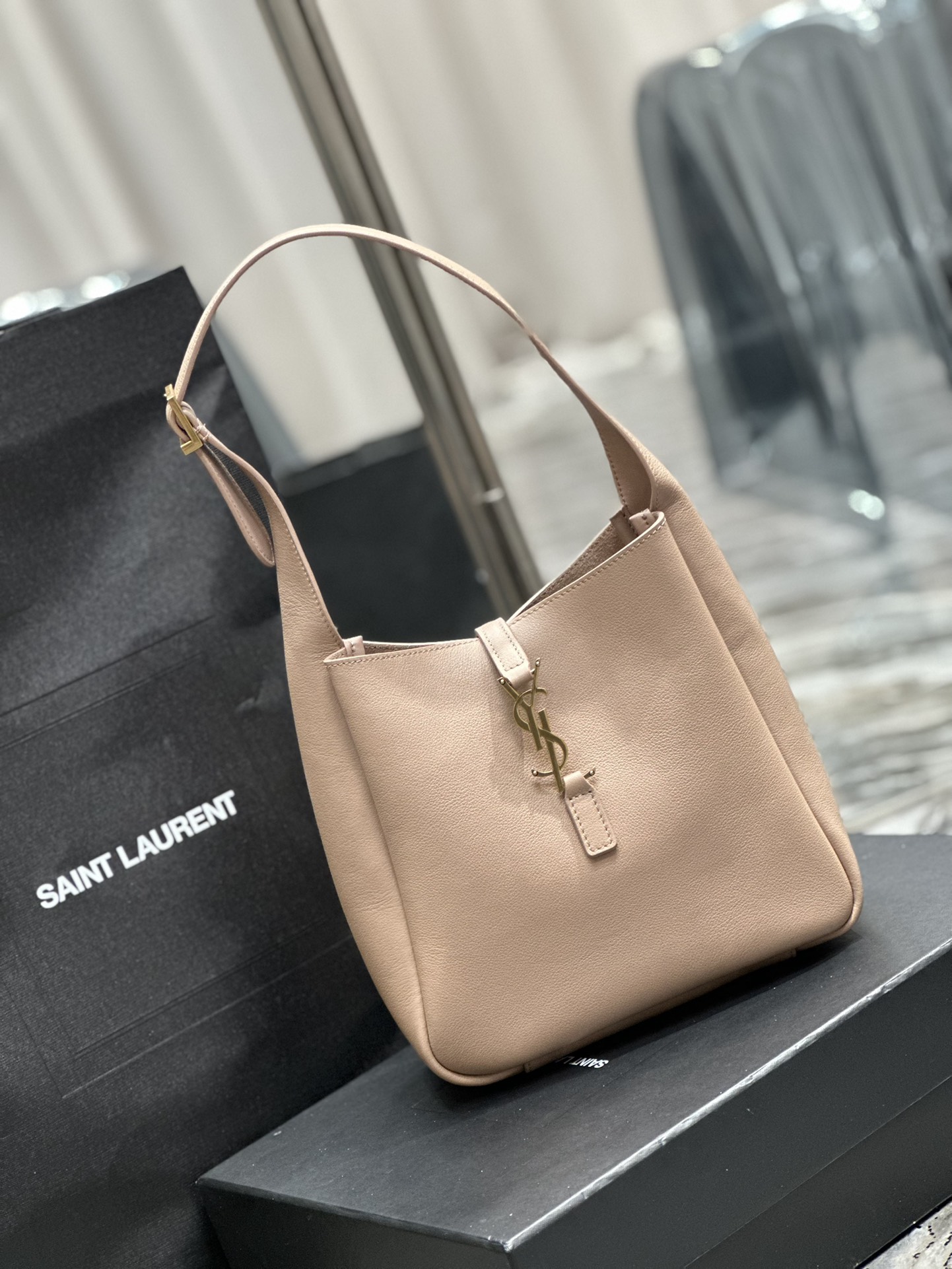 Saint Laurent LE 5A7 Leather Shoulder Bag - Dusty Pink