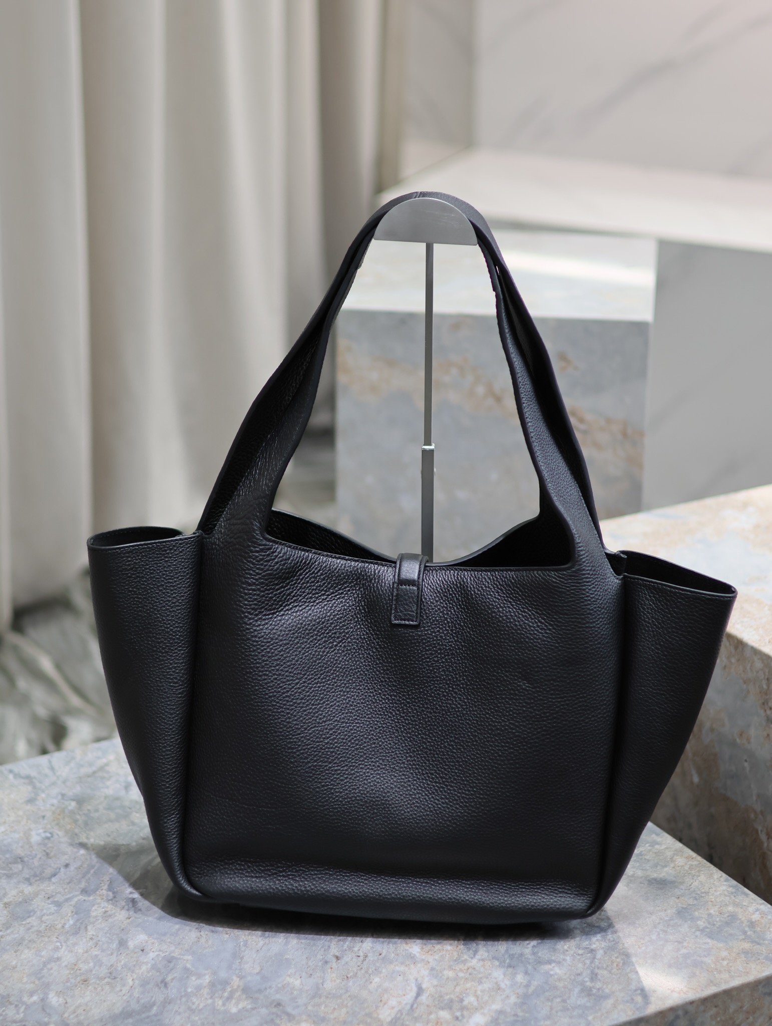 Saint Laurent Bea Hobo Bag / Shopping Tote