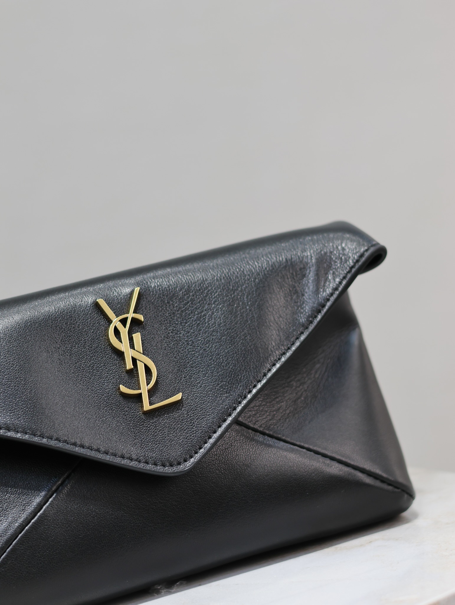 Saint Laurent LE Envelope Clutch in Black